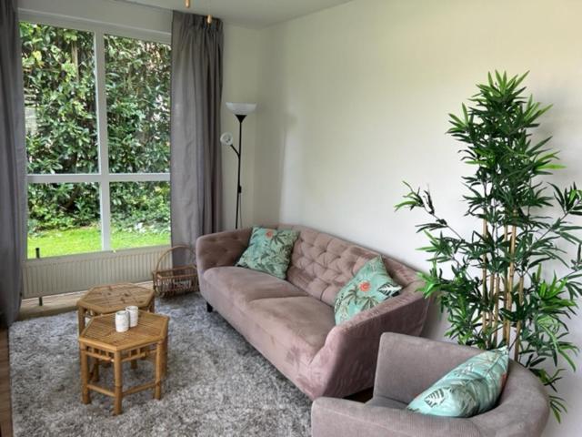 Gezellige Vakantiewoning Aan Het Water In Ewijk - Recreational Only No Workers Exterior photo