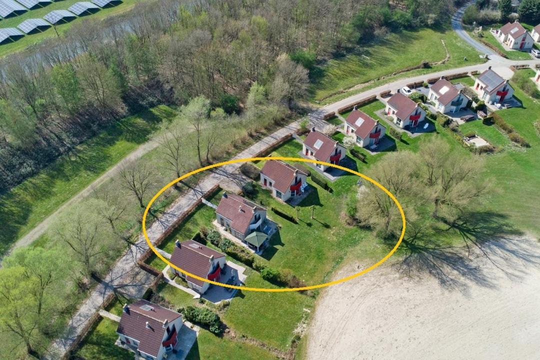 Gezellige Vakantiewoning Aan Het Water In Ewijk - Recreational Only No Workers Exterior photo